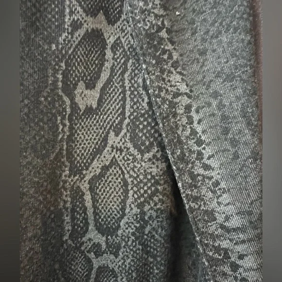 Zara Men’s slim fit snake print blazer, size XL - 42R - Picture 7 of 9